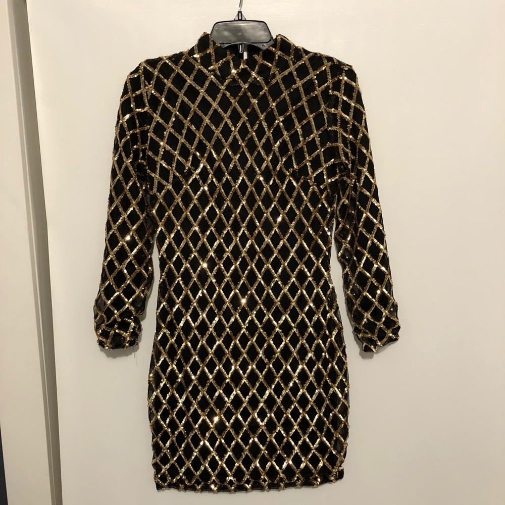 Black and gold bodycon dress size medium